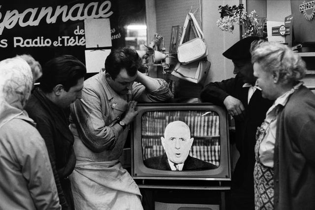 La televisión comercial