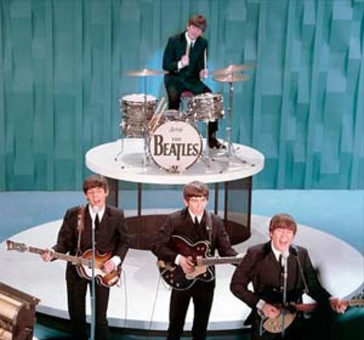 Beatles arrive in the U.S.