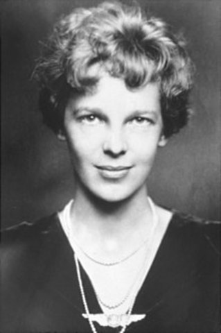 Amelia Earhart Disappears