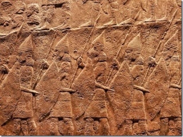 Rey Senaquerib hace de Nínive la capital de Asiria