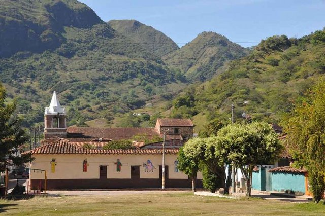 Primer golpe del ELN