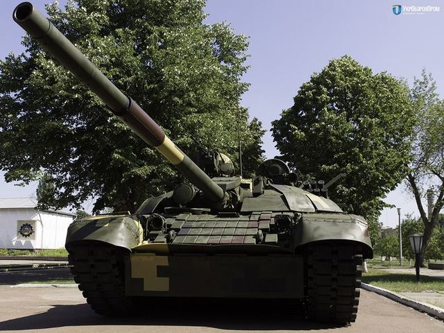 T-72 AMT MAin Battle Tank, Ukraine