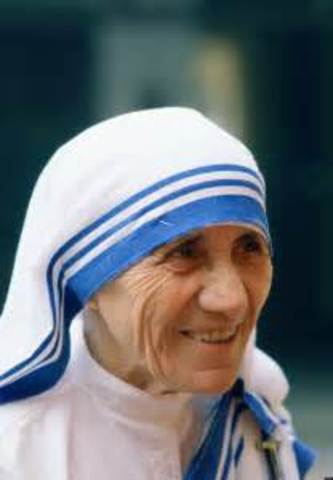 Mother Teresa is Born