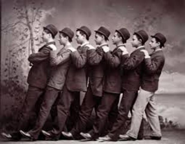 the vaudeville grows