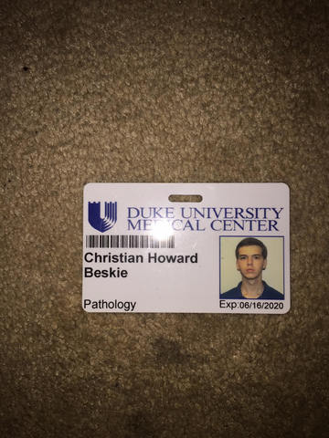 Hace dos años que yo trabajo en el hospital Duke.