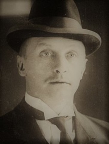 German officer is arrested in Maine