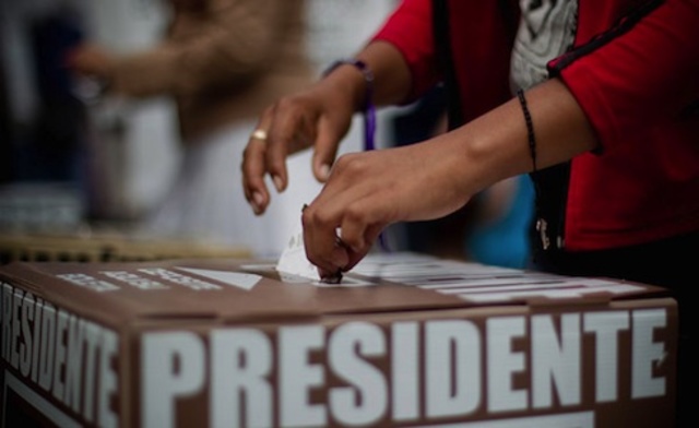 estado presidencialista y unitaria.