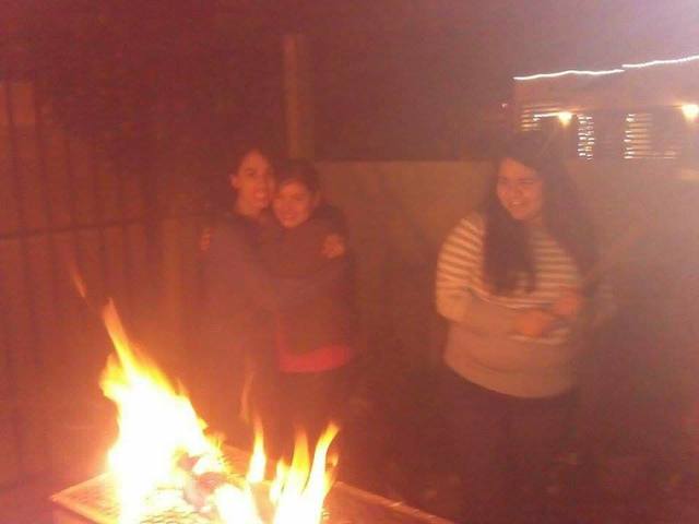 "Y menos mal que tú estás cerca"