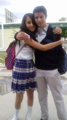 "Y da recuerdos a tu gente"