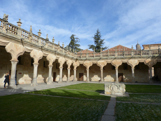 LAS ESCUELAS MENORES