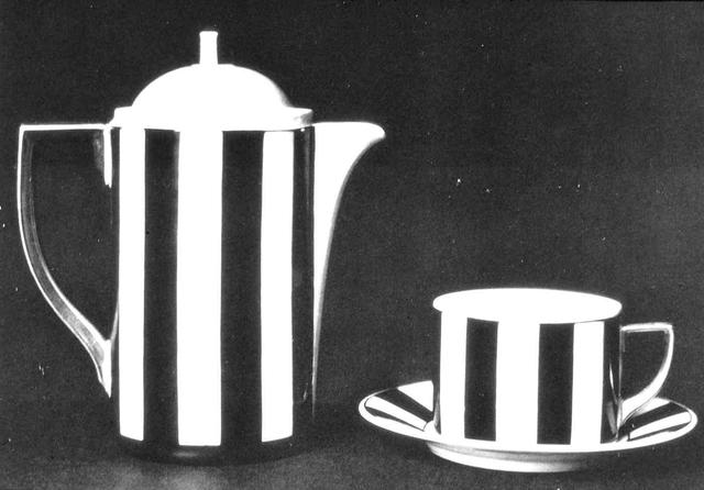 J. Hoffmann, Servizio in porcellana, 1905