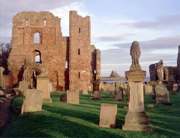 foundation of Lindisfarne Priory
