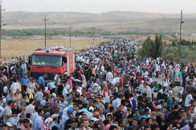 Large Numbers of Immigrants Flee Syria In 1 Day