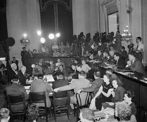The HUAC investigates Hollywood