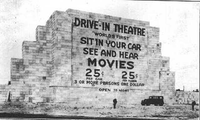 first drive in movie theatre