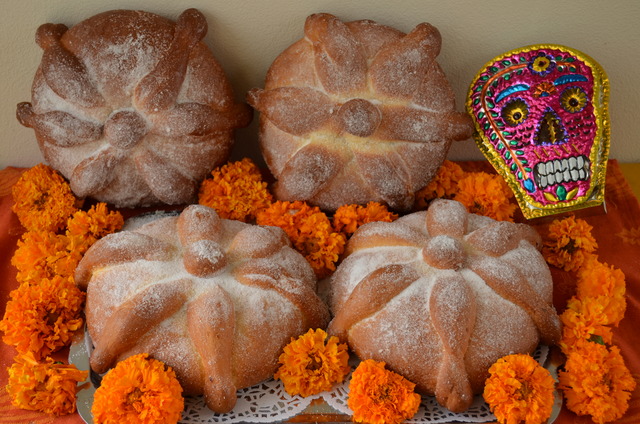 Pan de Muertos