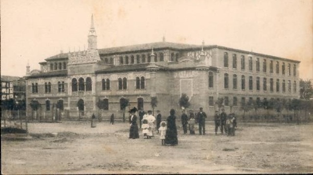 Escuela de comercio nacional