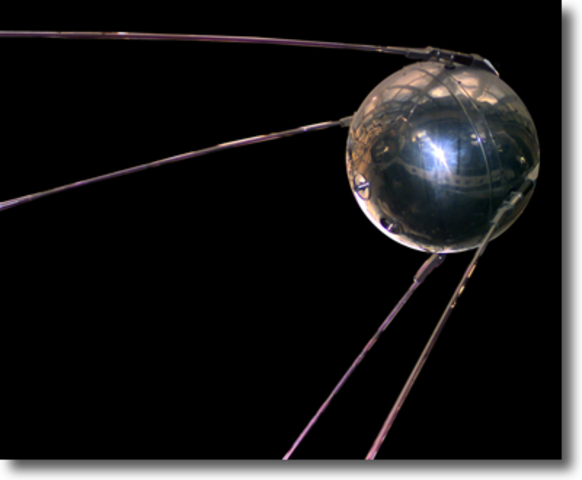 Primer Satélite Artificial