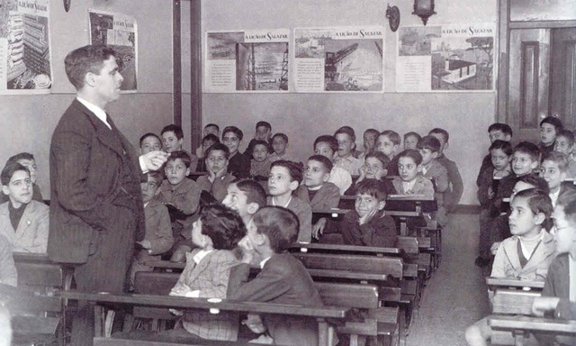 Siglo XVII y XVIII  Pedagogía tradicional