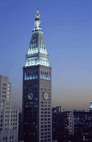 METROPOLITAN LIFE TOWER