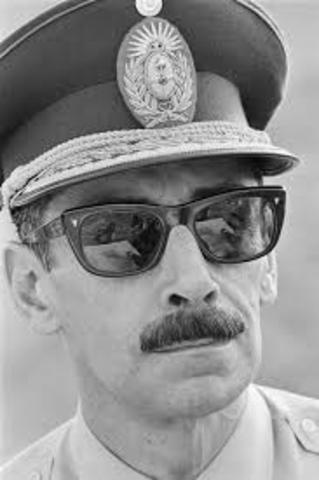 Videla Jefe del Ejército