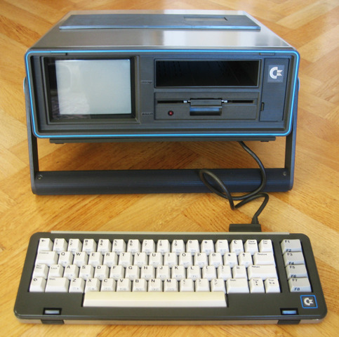 Modelo Commodore SX 64