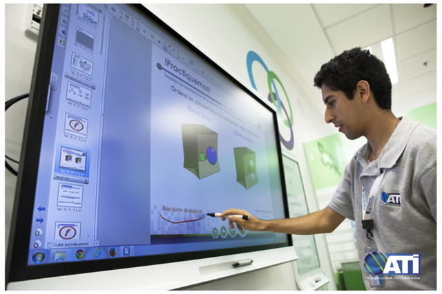 EN LA ACTUALIDAD REFLEXIONES DE LA INCORPORACIÓN DE LAS TIC EN LAS INSTITUCIONES - NUEVOS FINES = APRENDIZAJE SIGNIFICATIVO