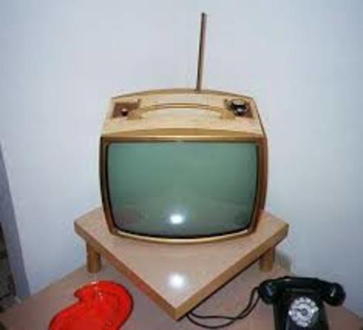 First telecomunication by satellite