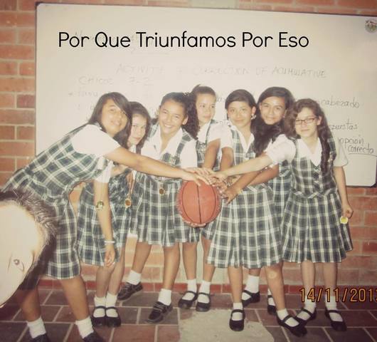 CAMPEONAS DE BASQUET.