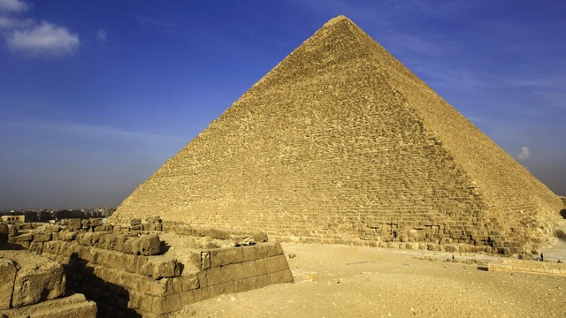 Great Pyramid at Giza built