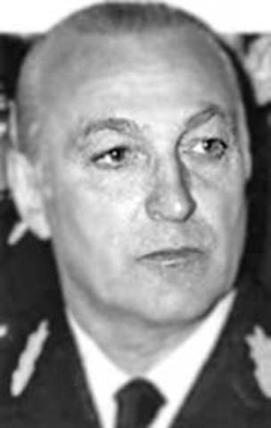 L.Rega Ministro de Bienestar Social.