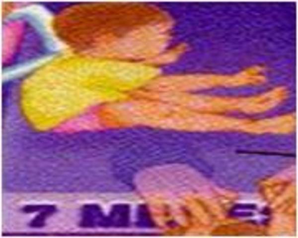 SE MANTIENE SENTADO SIN APOYO, 7 MESES