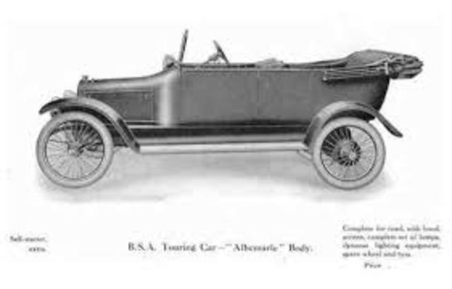 The first car used in war