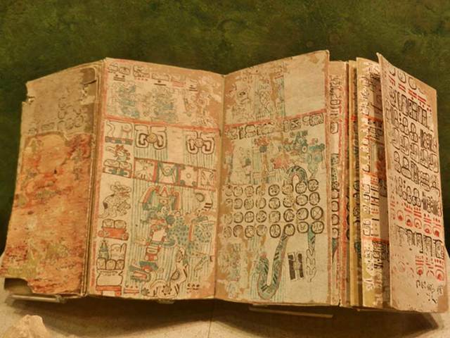 Books (Mayan Civilisation)