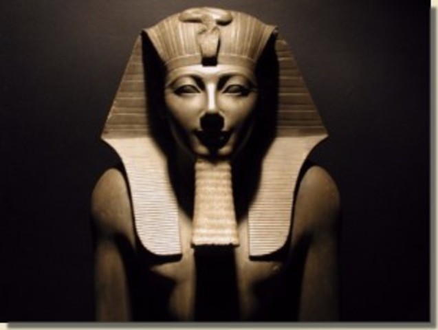 Farao Toetmon zes I aan de macht