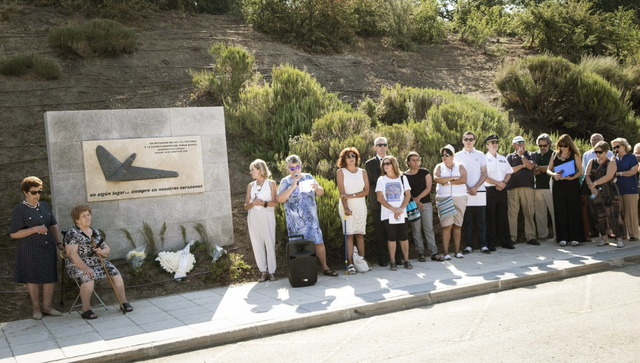 Barajas colocará tres placas en homenaje a las víctimas