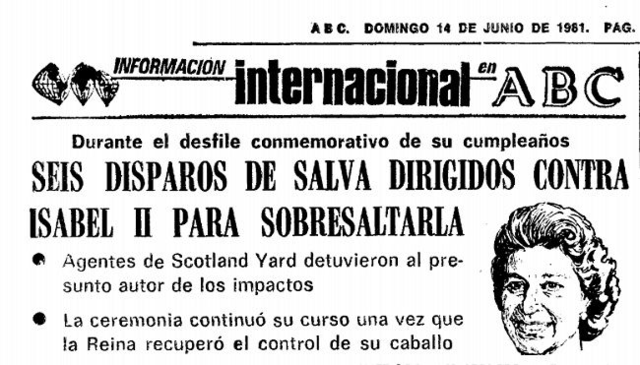 Disparan a la reina en una ceremonia