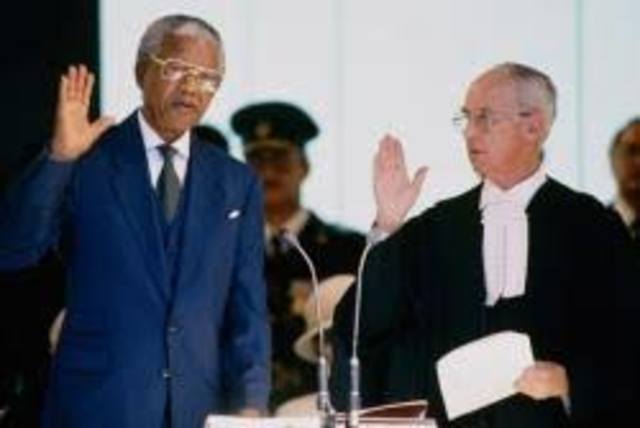 Mandela Inaugurated