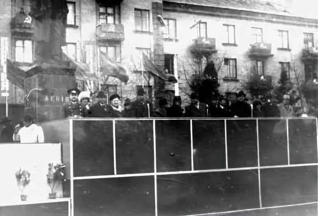 Стачка рабочих в Варшаве.