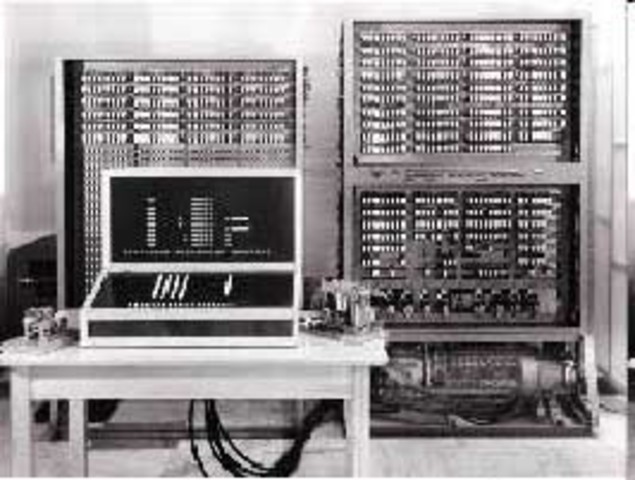 Комп'ютер на електронних лампах Джона Вінсента Атанасова та Кліфордома Беррі