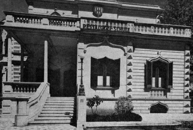 Decreto que garantizaba a los colegios femeninos conferir grados de bachiller