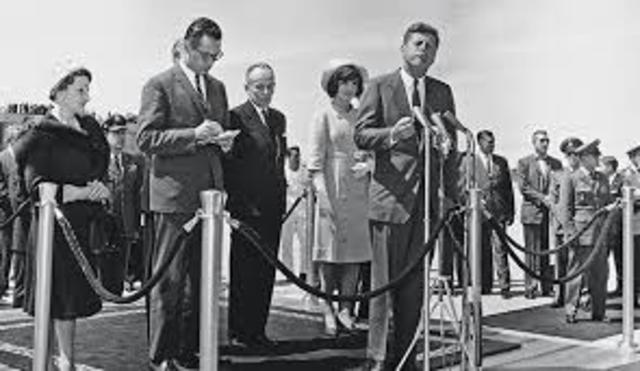 Visita de Kennedy a Colombia