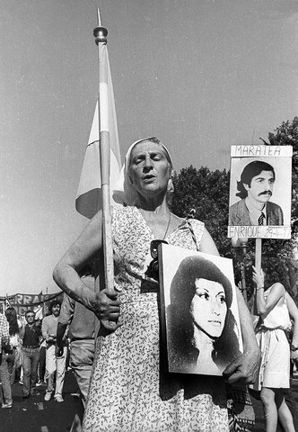 Marcha del pueblo por la democracia y por la reconstrucción