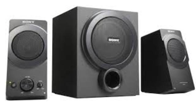 Primeros parlantes de música