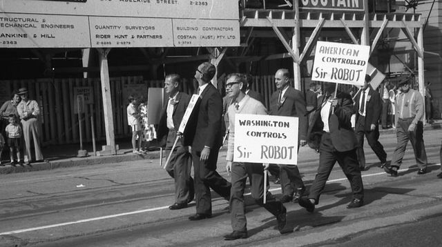 Предшествующие события