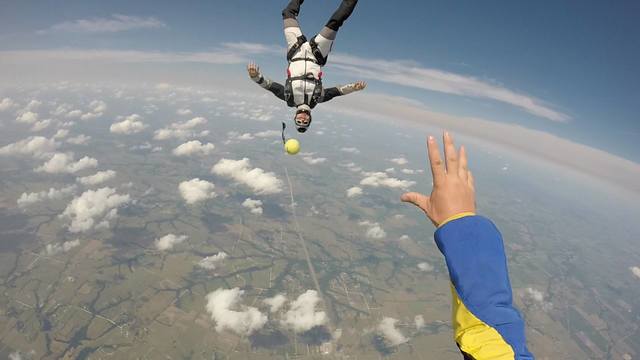Sky diving