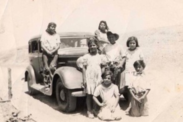 The Chaves family become migrant workers.