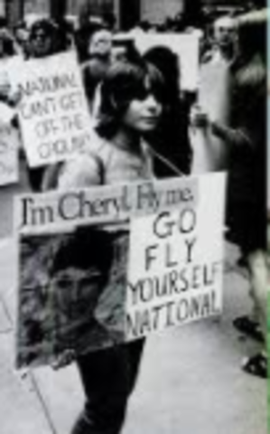 The 'Groovy' Age of Flight Attendants