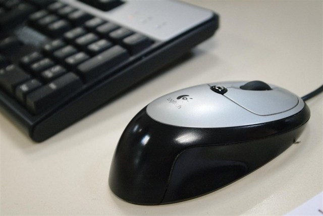 Se crea el primer ratón