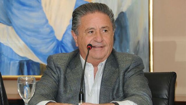 Asume Eduardo Duhalde